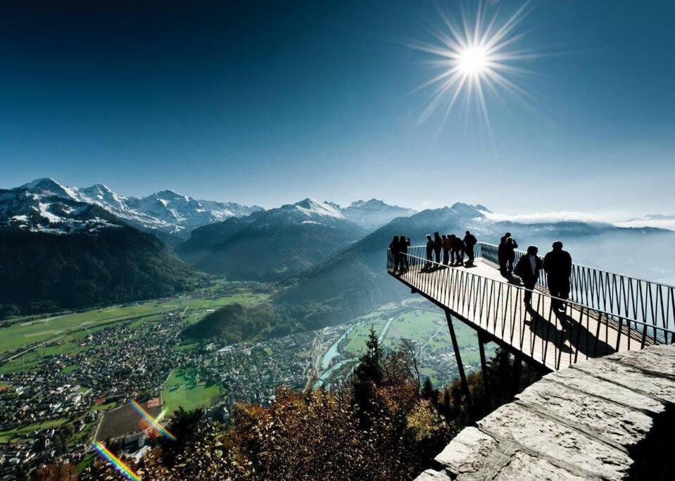 Chalet Mignon - Your Vacation Oasis At Lake Brienz Bönigen Екстериор снимка